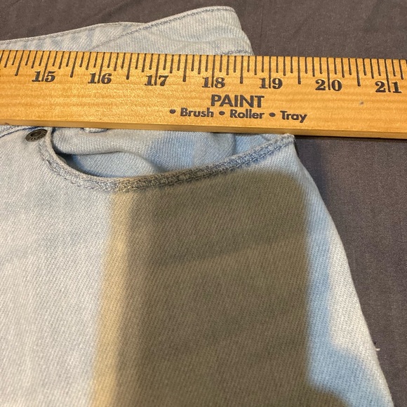 Ladies Size 16 Petite J. Jill Relaxed Leg Boyfriend Light Washed Jeans - Picture 4 of 16